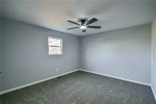 450 Camp Creek Cir, Cornelia, GA 30531 - Photo 11