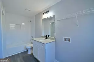 450 Camp Creek Cir, Cornelia, GA 30531 - Photo 7