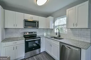 450 Camp Creek Cir, Cornelia, GA 30531 - Photo 5