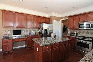 203 Glenwood Dr, Canton, GA 30115 - Photo 3