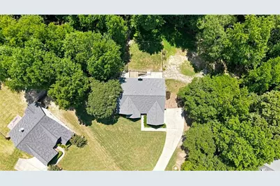 1611 Lake View Court, Loganville, GA 30052 - Photo 5