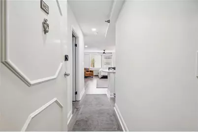 2479 Peachtree Road NE #612, Atlanta, GA 30305 - Photo 3