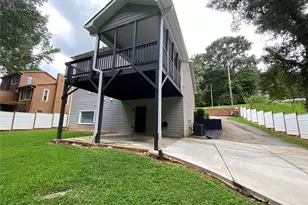 1640 Canberra Dr, Stone Mountain, GA 30088 - Photo 5