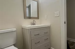 1640 Canberra Dr, Stone Mountain, GA 30088 - Photo 25