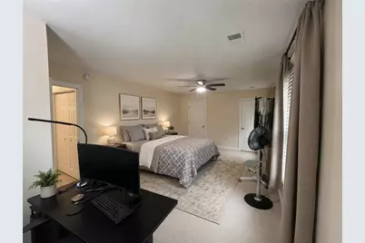 1640 Canberra Drive, Stone Mountain, GA 30088 - Photo 43