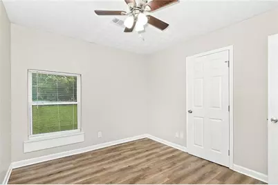8788 E Bourne Drive, Jonesboro, GA 30238 - Photo 9