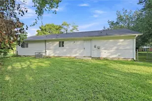8788 E Bourne Dr, Jonesboro, GA 30238 - Photo 15