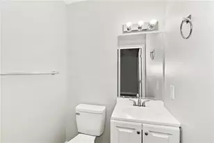 8788 E Bourne Dr, Jonesboro, GA 30238 - Photo 13