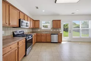 1123 Gather Dr, Lawrenceville, GA 30043 - Photo 13