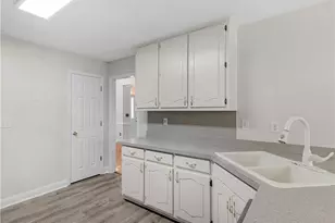 1425 Shingle Way, McDonough, GA 30252 - Photo 9