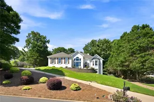 2920 Hearthstone Dr, Cumming, GA 30041 - Photo 3