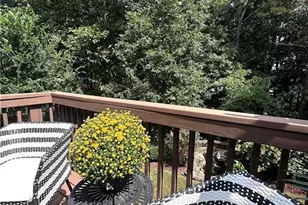 703 Waveland Dr, Woodstock, GA 30189 - Photo 5