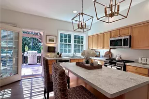 703 Waveland Dr, Woodstock, GA 30189 - Photo 5