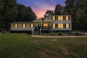 727 Tanners Bridge Cir, Bethlehem, GA 30620 - Photo 1