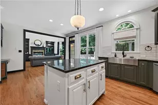 211 Cedarhurst Dr, Canton, GA 30115 - Photo 17