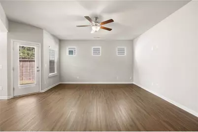 3899 Clarington Drive, Marietta, GA 30066 - Photo 7