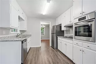 4270 Cove Way NE, Marietta, GA 30067 - Photo 13