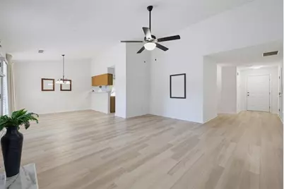 6048 Hillvale Ct, Lithonia, GA 30058 - Photo 11