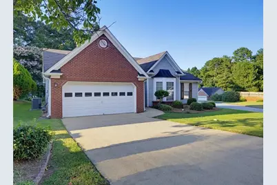 6048 Hillvale Ct, Lithonia, GA 30058 - Photo 5