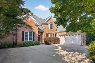 640 Garden Wilde Pl, Roswell, GA 30075 - Photo 1