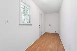 6364 Queen View Ln, Stone Mountain, GA 30087 - Photo 13