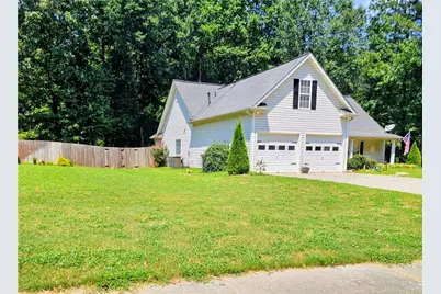 3946 Saint George Terrace SW, Powder Springs, GA 30127 - Photo 31