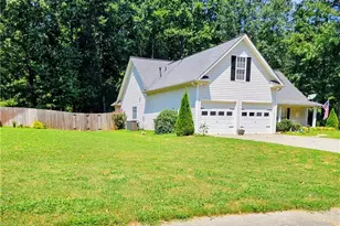 3946 St George Terrace SW, Powder Springs, GA 30127 - Photo 31
