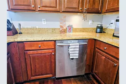 3946 Saint George Terrace SW, Powder Springs, GA 30127 - Photo 13