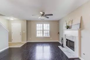 971 Sugar Oak Ln, Lawrenceville, GA 30043 - Photo 5