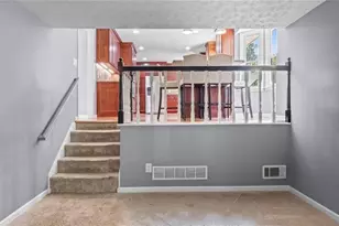 392 Heritage Ln, Alpharetta, GA 30009 - Photo 19