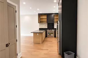 3521 Kingsboro Rd, Atlanta, GA 30326 - Photo 11