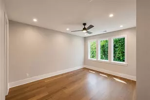 3521 Kingsboro Rd, Atlanta, GA 30326 - Photo 17