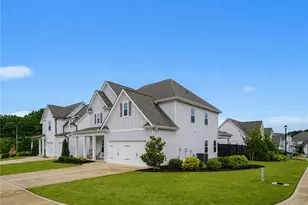 5115 Park Haven Dr, Flowery Branch, GA 30542 - Photo 5