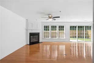 313 Balaban Cir, Woodstock, GA 30188 - Photo 3