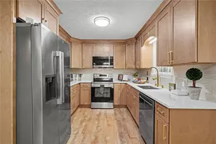 115 Lakeview Dr, Stockbridge, GA 30281 - Photo 9