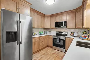 115 Lakeview Dr, Stockbridge, GA 30281 - Photo 11