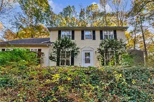 479 Bradshaw Ln, Canton, GA 30115 - Photo 3