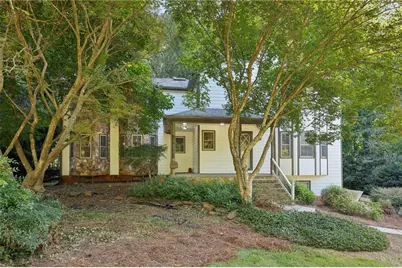 1104 Staples Drive SW, Lilburn, GA 30047 - Photo 3