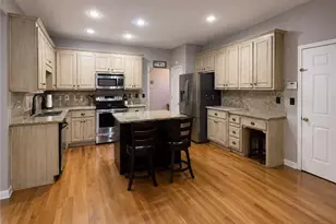 136 Eagles Nest Cir, Carrollton, GA 30116 - Photo 9
