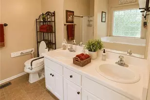 136 Eagles Nest Cir, Carrollton, GA 30116 - Photo 17