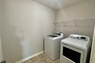 3252 Sandy Branch Ln, Buford, GA 30519 - Photo 27