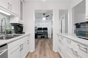 1301 Gettysburg Pl, Sandy Springs, GA 30350 - Photo 21