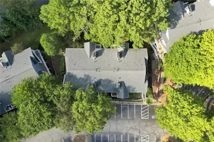 1301 Gettysburg Pl, Sandy Springs, GA 30350 - Photo 35