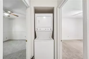 39 Cantey Pl NW, Atlanta, GA 30327 - Photo 15