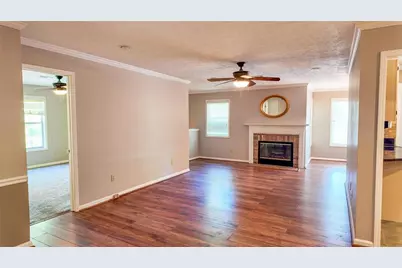 904 Peachtree Forest Terrace, Peachtree Corners, GA 30092 - Photo 5