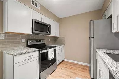 5157 Roswell Road #8, Sandy Springs, GA 30342 - Photo 13