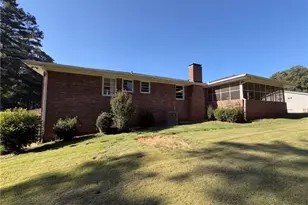 3091 Beechwood Dr, Lithia Springs, GA 30122 - Photo 5