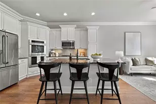 1736 Breyerton Dr NE, Atlanta, GA 30329 - Photo 7