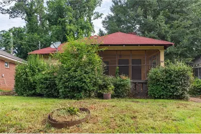 969 Byron Drive SW, Atlanta, GA 30310 - Photo 1