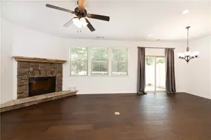 1624 Lenox Overlook Road NE, Atlanta, GA 30329 - Photo 9
